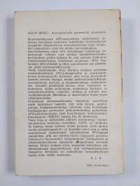 Avaruuslaivalla planeetalta planeetelle : raportti avaruusmatkasta