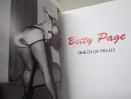 Betty Page - Queen of Pin-Up
