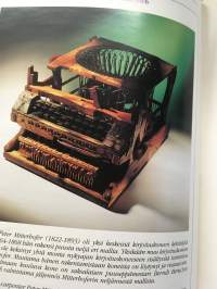 Kiehtovat wanhat kirjoituskoneet = The fascinating old typewriters = Die faszinierenden alten Schreibmaschinen