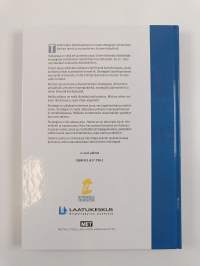 Strategisen johtamisen teoria ja käytäntö (signeerattu, tekijän omiste)
