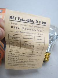 RFT Foto-Blitz Sonnenhell D F 20 / DDR, v.1953 -E27-kantainen itäsaksalainen salamavalolamppu, käyttämätön alkuperäispakkauksessaan, takuulomake / original flashbulb