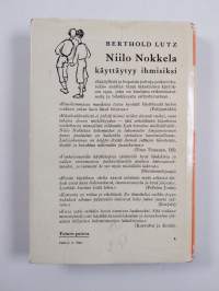 Niilo Nokkela käyttäytyy ihmisiksi : säädyllisiä ja hupaisia juttuja poikaviikareille
