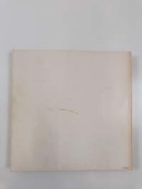 Venäläistä avantgardea George Costakisin kokoelmasta : 15.6. - 30.9.[- 28.10.]1984, Helsingin kaupungin taidemuseo = Ryskt avantgarde ur George Costakis samling :...