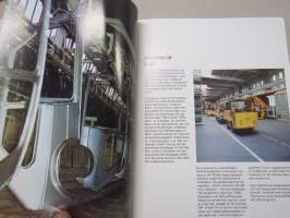 Volkswagen Report 9 - Så byggs en bil -myyntiesite, Volkswagen &quot;Public Relations&quot; -osaston julkaisu, ruotsinkielinen, miten autotehdas / tuotantolinja toimii