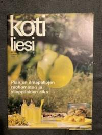 Kotiliesi 1970 10, toukokuu II, Seurasaari, suku kuvassa eli silloin kun Pekasta tuli ylioppilas, tavaratalon emäntä Eeva-Liisa Turunen Sokos-tavaratalo Joensuu