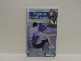 Pipa päässä rotvallir reunalla - Taskusanakirja Tampere-Suomi