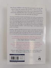 Pink Brain, Blue Brain - How Small Differences Grow into Troublesome Gaps - And What We Can Do About It