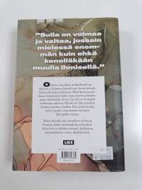 Pahasilmä (UUSI)
