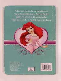 Pieni merenneito : Ariel pelastajana