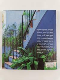 Courtyard Gardens - Imaginative Ideas for Outdoor Living