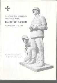 Kaatuneitten upseerien muistopatsaan paljastustilaisuus Hamina 1957