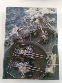 Weapons &amp; Warfare of the 20th Century - A Comprehensive and Historical Survey of Modern Military Methods and Machines