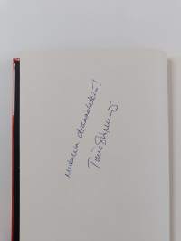 Esiripusta arvoihin : toiminnallinen draamakasvatuskirja (signeerattu)