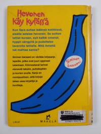 Hevonen käy kylässä