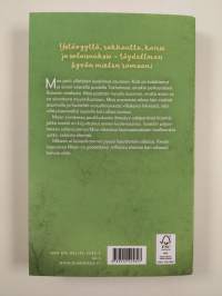 Kesän suuret ja pienet salaisuudet (UUSI)
