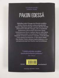 Lee Child -setti (11 kirjaa) : Pakon edessä ; Painostaja ; Viides matkustaja ; 61 tuntia ; Etsintäkuulutettu ; Paluu päämajaan ;  Terässeinä ; Tappaja ; Korkein p...