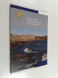 Näkökulmia asiantuntijaksi kasvamiseen