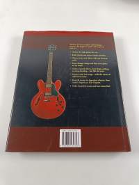 The step by step guitar course - learn to play in 20 easy to follow lessons - Master rhythm and lead guitar - Practise with real songs
