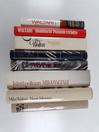 Mika Waltari -paketti (8 kirjaa) : Nuori Johannes ; Isästä poikaan ; Kuun maisema ; Rakkaus vainoaikaan ; Nainen tuli pimeästä ja muita novelleja ; Appelsiinin si...