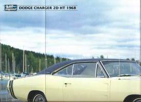 Dodge Charger 2 D HT 1968/ Packard Caribbean Convertible ´53  - 2-puolinen juliste taitettu kirjekokoon