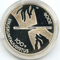 10 euro  2006 eduskuntauudistusHopeaa / silver 25.5 g (925/1000)   . pillerissä