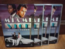Miami Vice, kolmas kausi