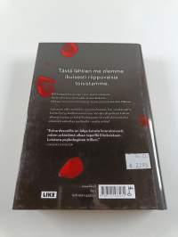 Perhetragedia (UUDENVEROINEN)