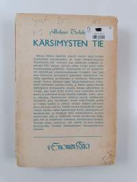 KÄRSIMYSTEN TIE 1