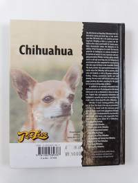 Chihuahua : Completely illustrated with colour photographs