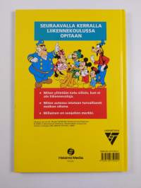 Mikin liikennekoulu : Jalkakäytävä