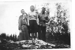 Sotavuonna 1941  - sotilasvalokuva, valokuva 6x9 cm