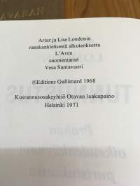 Tunnustus - Prahan oikeudenkäynnin puristuksessa