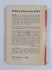 Pikku Pietarin piha