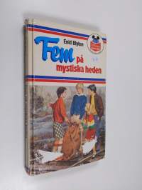 Fem på mystiska heden