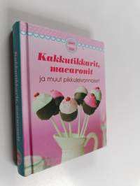 Kakkutikkarit, macaronit ja muut pikkuleivonnaiset