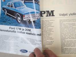 Purje ja Moottori 1971 nr 7 sis. mm. seuraavat artikkelit / kuvat / mainokset; Väärät ajolinjat 5 kuoli, 101 palkintoa odottaa, Vuoden auto uutuuksien