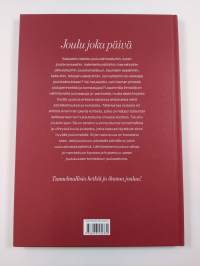 Suuri joulukirja 2012 : joulu joka päivä : parhaat jouluideat 2012