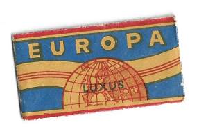 Europa Luxus - partateräkääre sisällä partaterä
