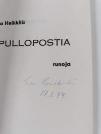 Pullopostia : runoja (signeerattu)
