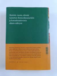 Kaikki on totta : kirjoituksia kahdelta vuosituhannelta