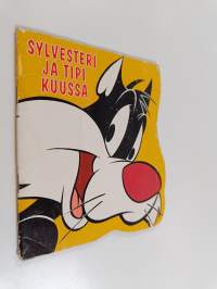 Sylvesteri ja Tipi kuussa