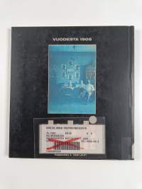 Valokuvauksen vuosikirja 1994 = Finsk fotografisk årsbok 1994 = Finnish photographic yearbook 1994