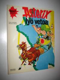 Asterix seikkailee 15 - Asterix lyö vetoa