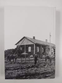 Vakaalla perustalla : Pöytyän historia 1860-luvulta nykyaikaan