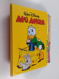 Aku Ankka nrot 1-20/2000 (kansiossa)