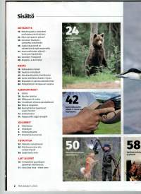 Metsästäjä 4/ 2022. Juttuja eläimistä, metsäsyksestä, luonnosta. Myöskin mainoksia vaatteista jotka metsästyksen lisäksi ovat loistavia ulkoilu vaatteita.