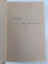 Kirjeitä myllystäni 1-2 (signeerattu)