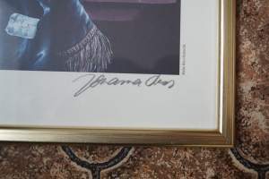 Johanna Oras, signeerattu painokuva &quot; Malja Bacchukselle&quot; , 21x30 cm kehystetty