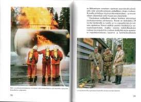 Santahaminan Päällystöyhdistys ry  Vuosikirja 2000