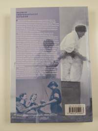 Ilmavaara! : Helsingin ilmapuolustus 1917-1944 (signeerattu)